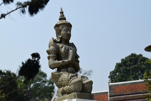 Free Buddha Statue photo and picture