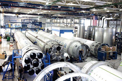 Hangar, Cohetes, Ciencia Espacial