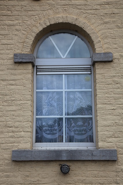 Free Window Curtains photo and picture