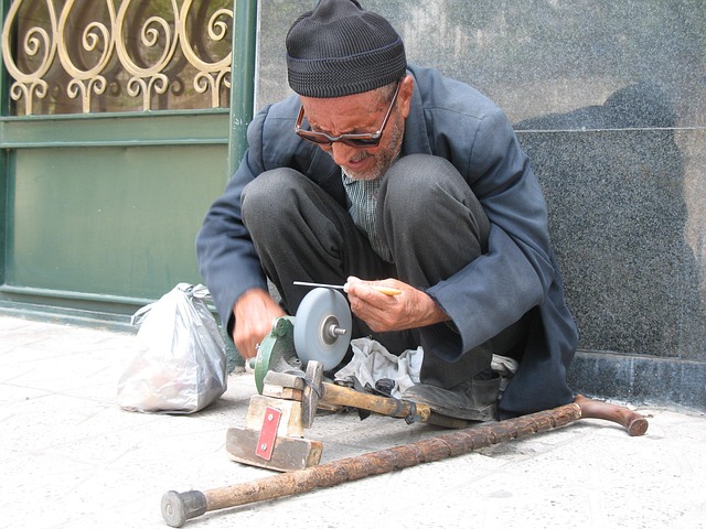 Free Working Old Man photo and picture