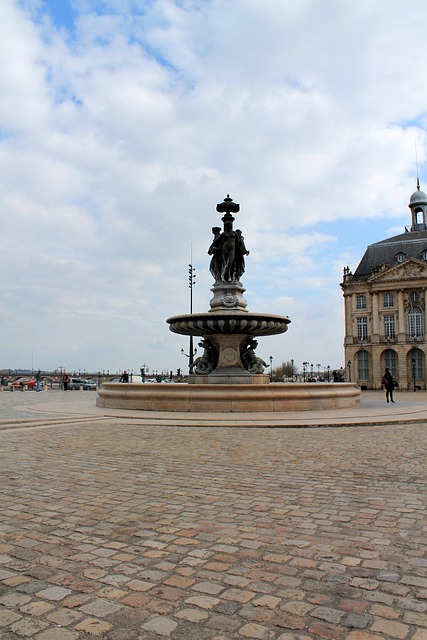 Free Square Of The Bag France photo and picture