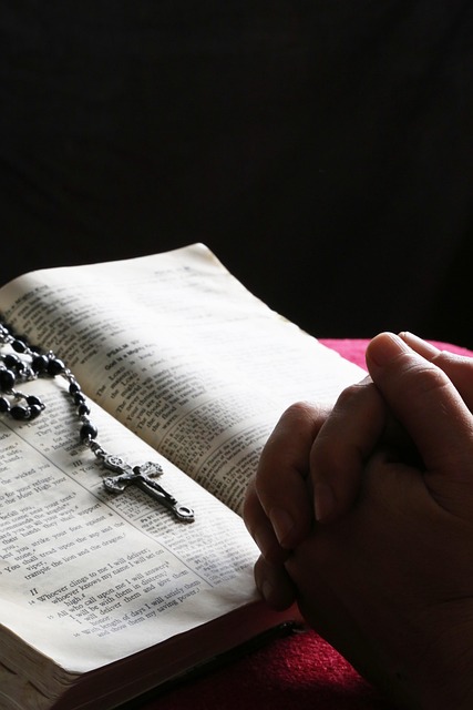 Bible Rosary Prayer Free Photo On Pixabay