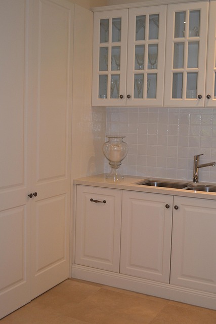 Free Kitchen Cupboards photo and picture