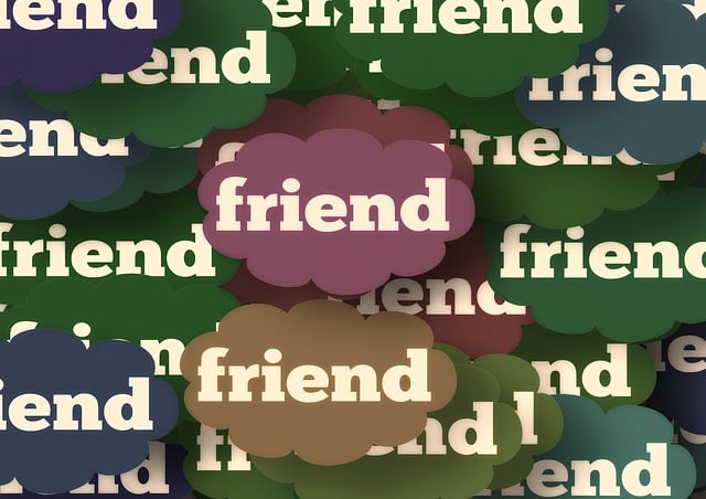 Free cloud blog tweet illustration