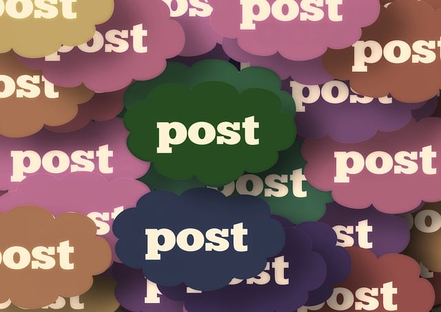 Free cloud blog tweet illustration