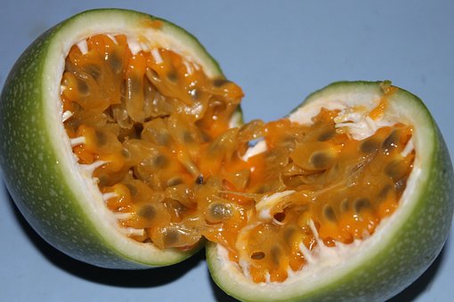 Маракуйя, Еда, Свежий