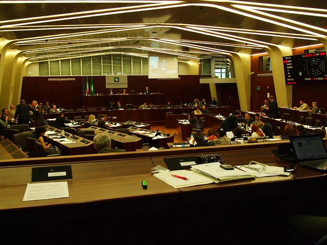 Politica, Recomanda, Regiune, Lombardia