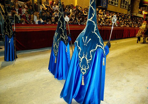 Mallorca kein Risikogebiet mehr - ab 14.03. Rückreise ohne Quarantäne 5 Mallorca kein Risikogebiet mehr - Osterprozession Semana Santa