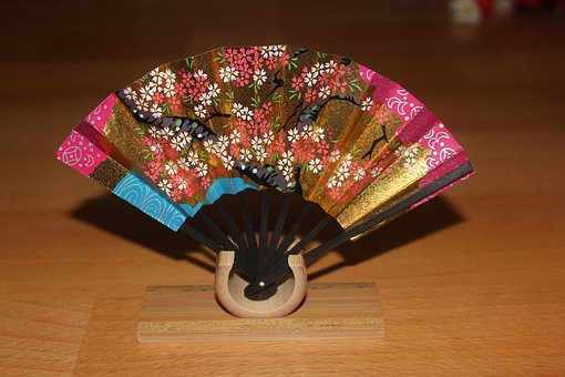 Zephyr, Japanischer Stil, Kleinigkeiten