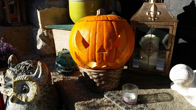 Free Trick Or Treat Halloween photo and picture