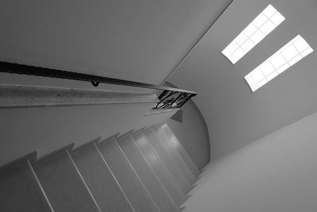 Free Home Interior Stairs photo and picture