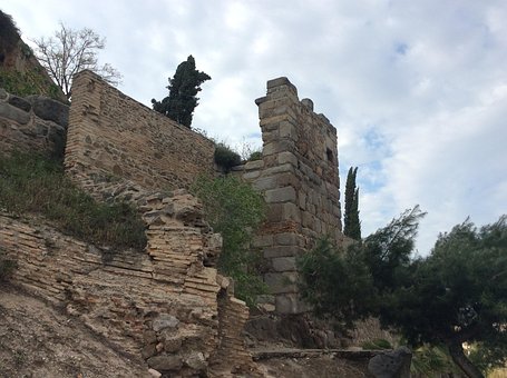 Free Ruin Wall photo and picture