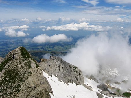 Gipfel, Berg, Wolken, Himmel, Schweiz