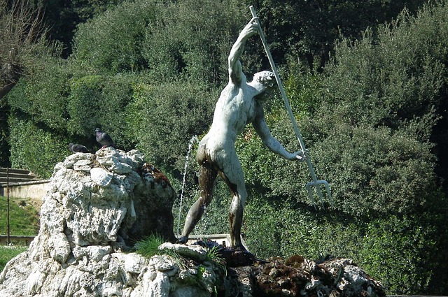 Free Neptune Wash Away photo and picture