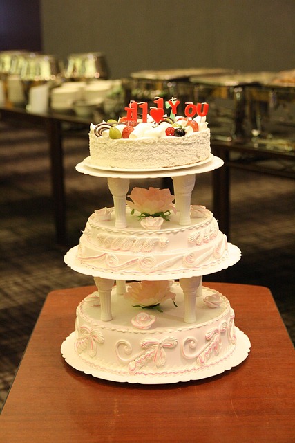 Free Wedding Cake photo and picture