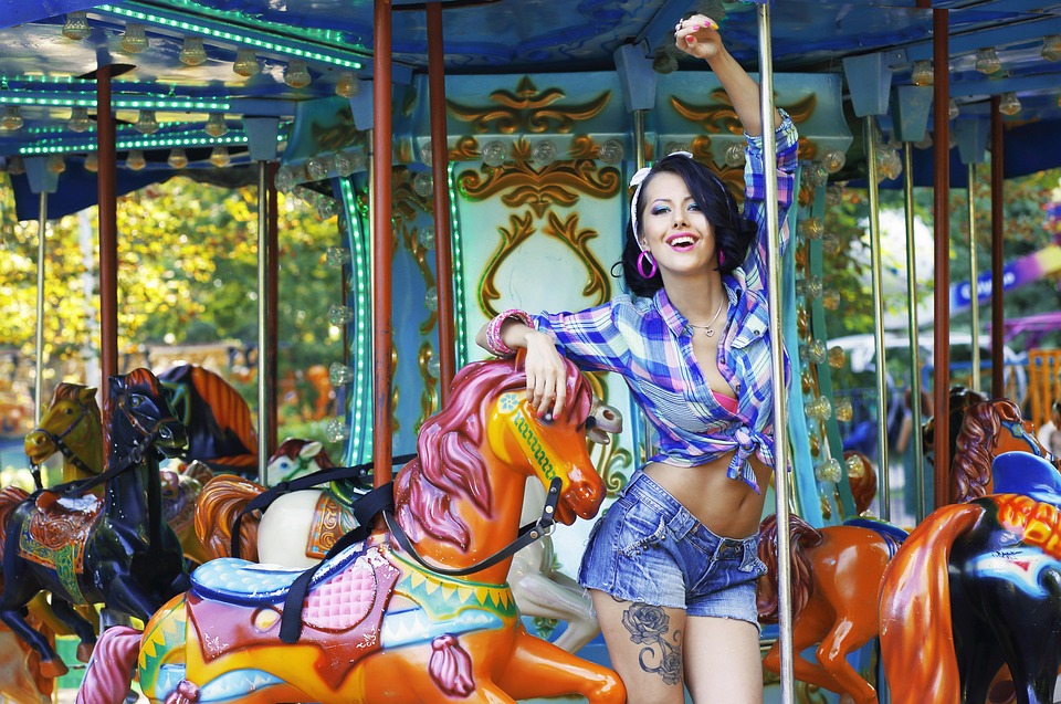 我上了巨乳妹子