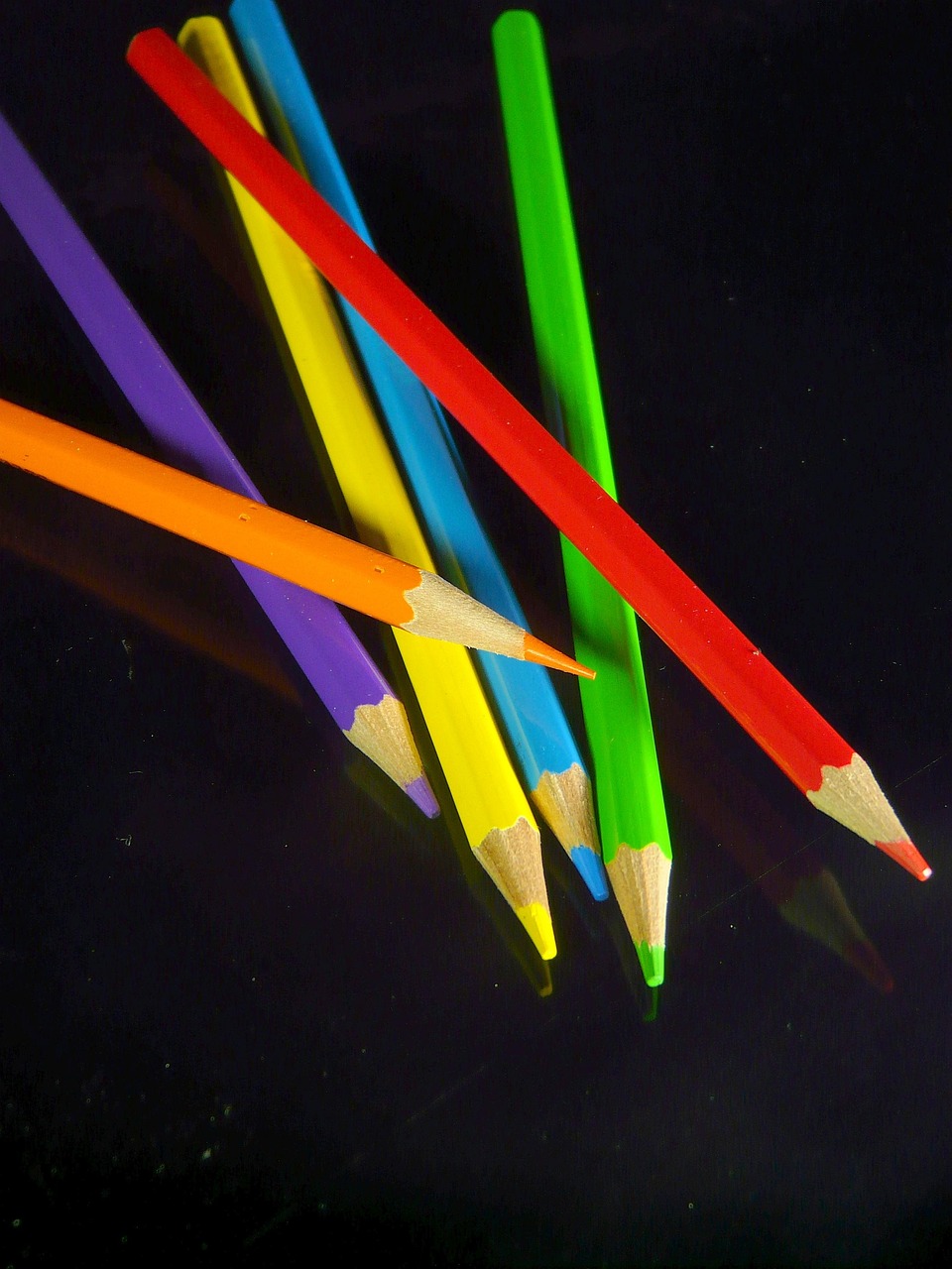 Free Colored Pencils Pencils photo and picture