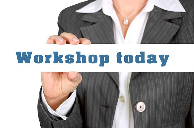 Workshop, Schild, Halten, Zettel, Frau