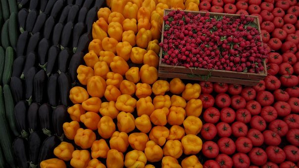 Free Vegetables Tomatoes photo and picture