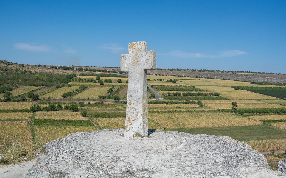 Landschaft, Kreuz
