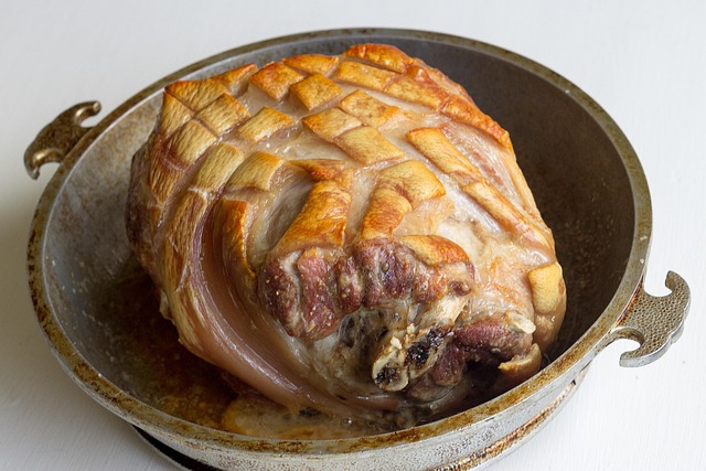 Free Pork Roast Aluminum Pan photo and picture