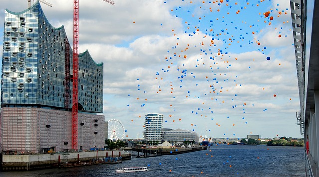 Free Hamburg Elbphilharmonie photo and picture
