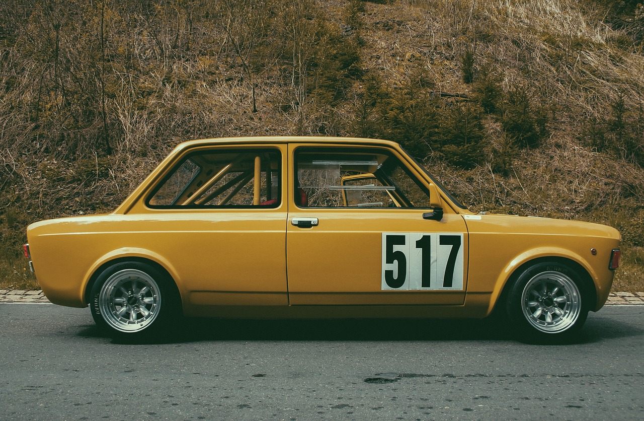 Antique Car - free online jigsaw puzzle photo