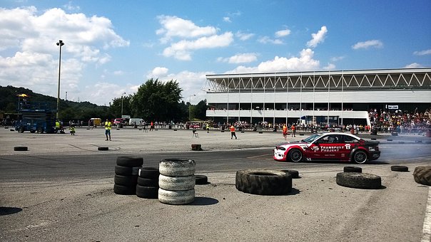 Coche, Estacionamiento, Neumáticos
