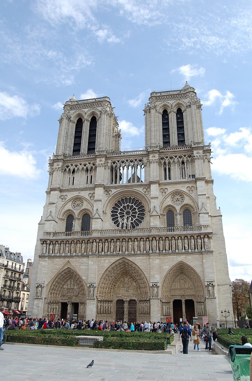 600 Gambar N gen Dame Pussy Notre Dame Gratis Pixabay