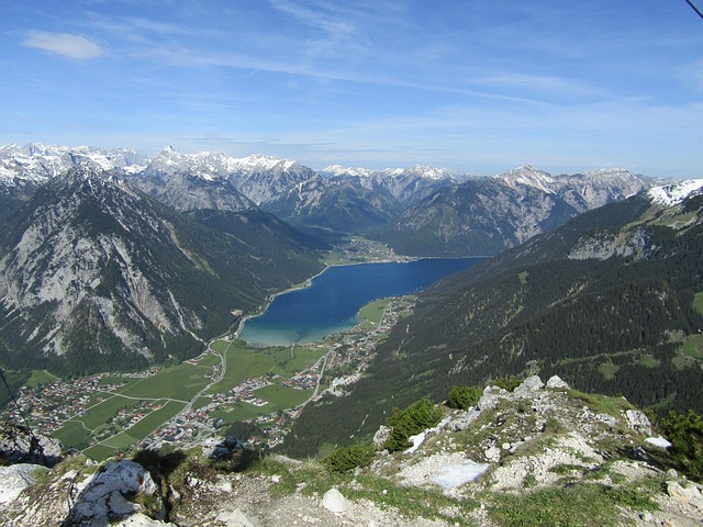 Free Mountains Landscape photo and picture