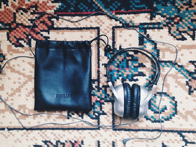 Free Headphones Philips photo and picture