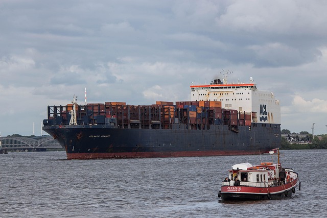 Free Container Ship Port photo and picture