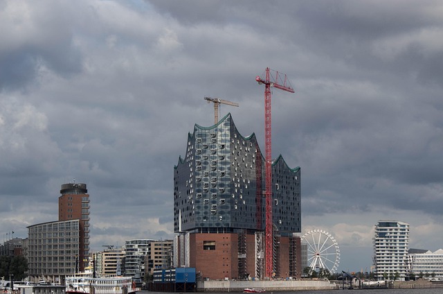 Free Elbe Hamburg photo and picture