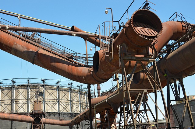 Free Industry Gas Tank photo and picture