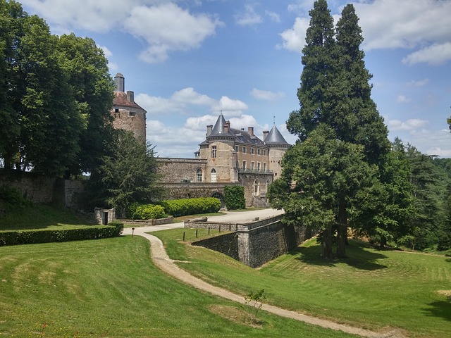 Free Burgundy France photo and picture