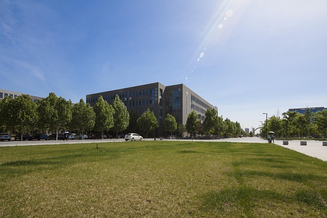 Free Campus Normal University photo and picture