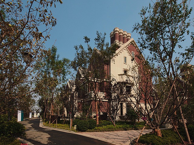 Free Villa North photo and picture