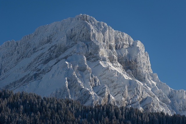 Free Mountain Snow photo and picture