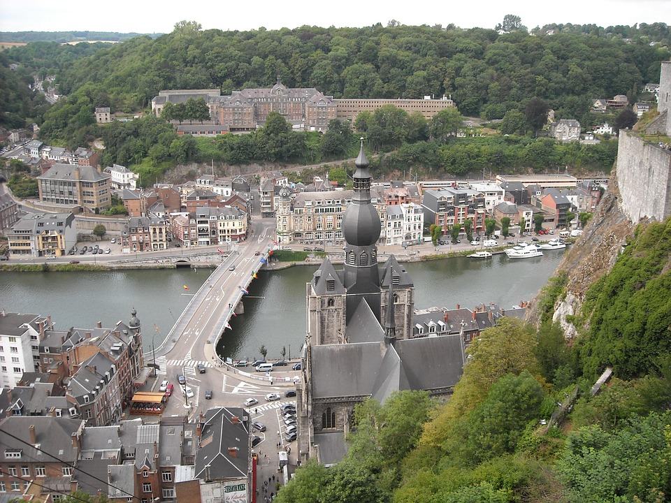 Vistas panorámicas de Dinant desde la Citadelle