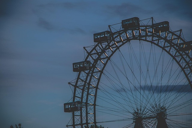 Free Big Wheel Ferris Wheel photo and picture
