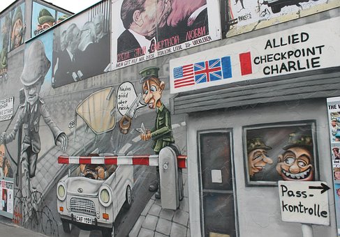 Switzerland. A nearly ideal country. Big Episode.