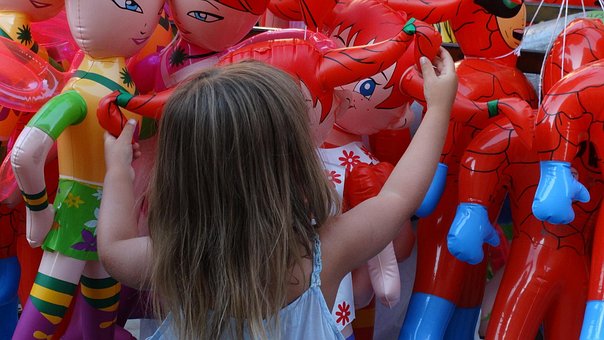 Free Girl Balons photo and picture