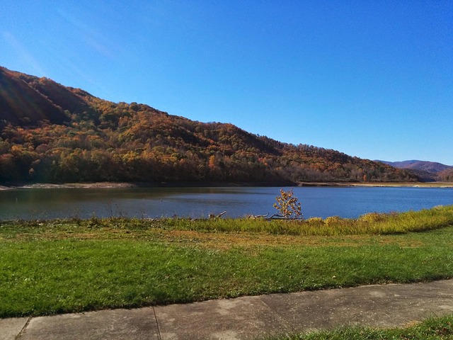 Free Lake Mountains photo and picture