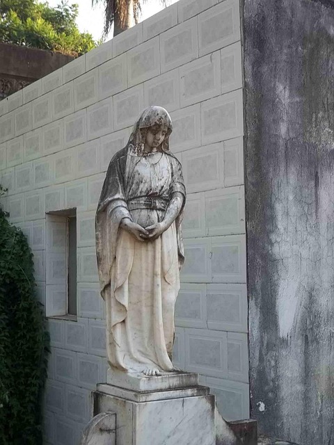 Cementerio, Figura, Estatua
