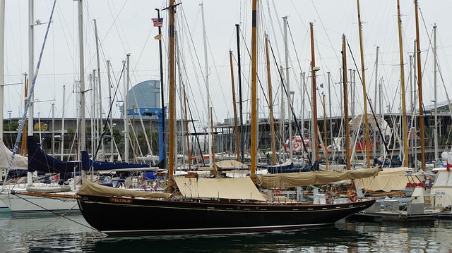 Free Barcelona Port photo and picture