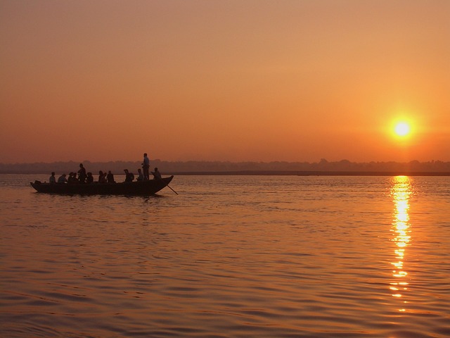 Free India Ganges photo and picture