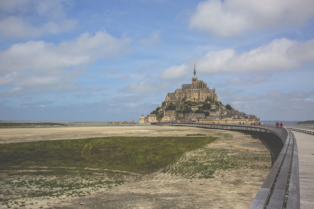 Free Mont Saint Michel Bay photo and picture