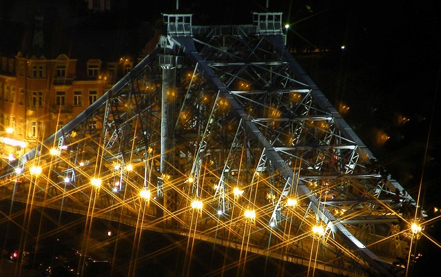 Download free HD stock image of Dresden Blue Wonder Free Dresden Blue Wonder photo and picture