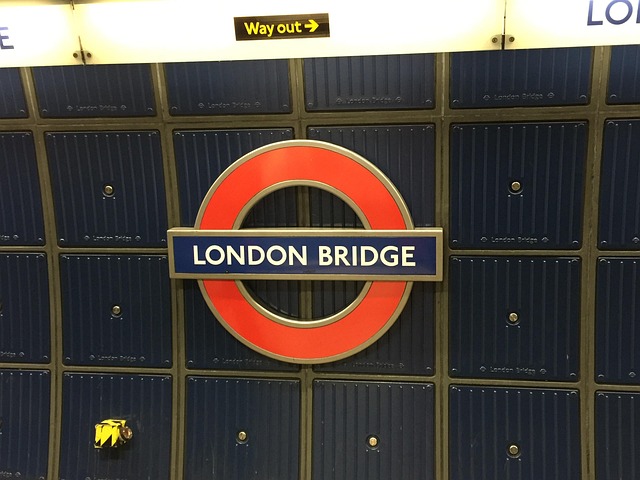 Free London Bridge Underground photo and picture