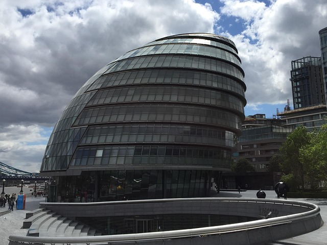 Free London City Hall photo and picture